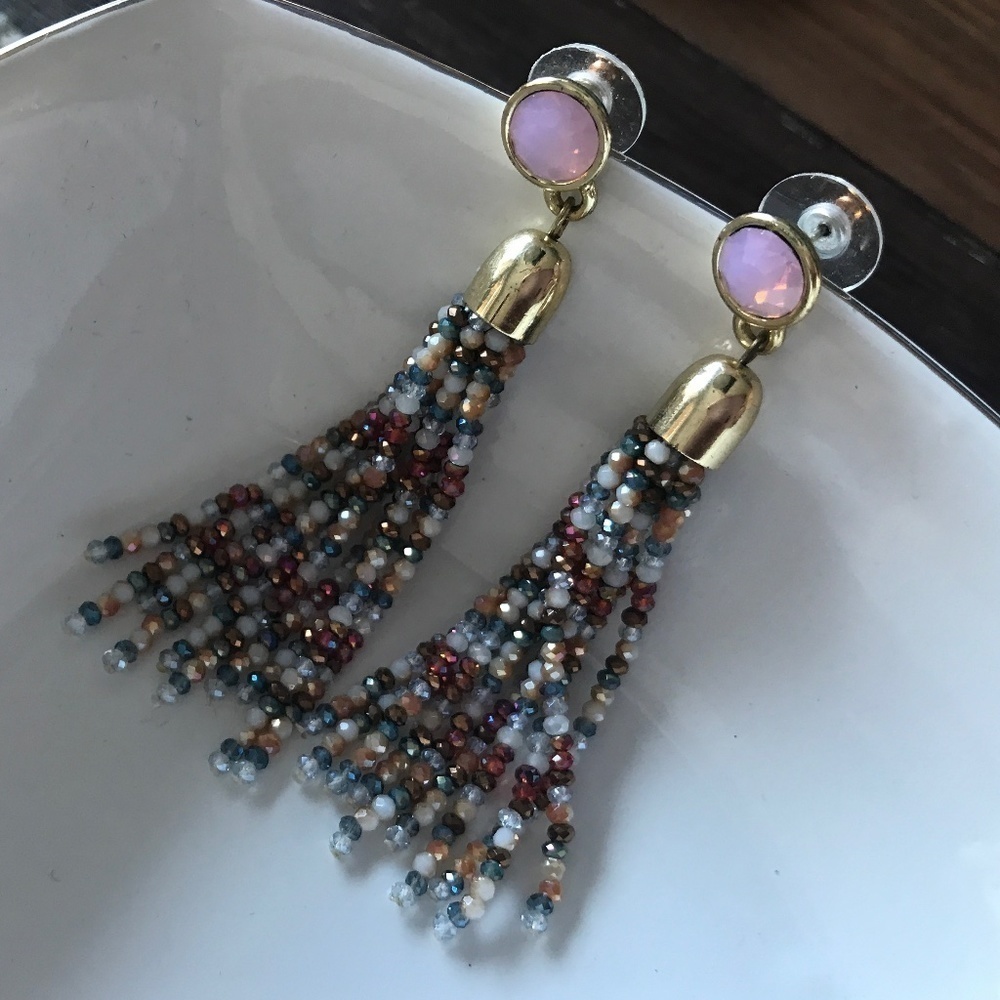 Beautiful Kevia Boho Gypsy drop earrings Fringe Beaded Pink Multicolor Gold